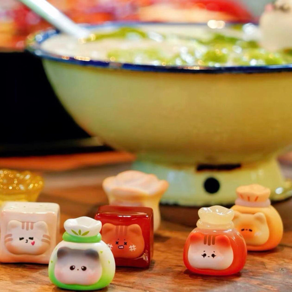 Cute Hot Pot Cat Grain Decorative Figurine hs0140