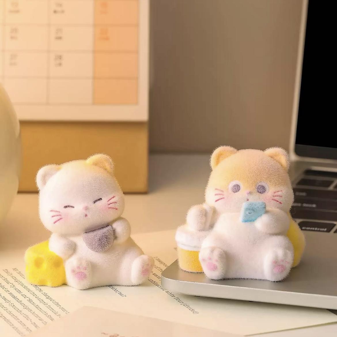 The Art of Cat-Like Lying Flat hs0220
