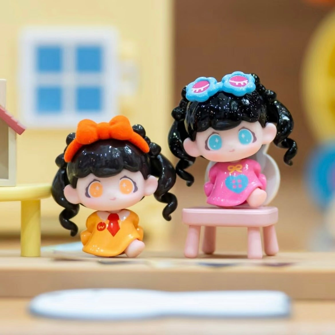 LIIZ Her Little Window Series: Adorable Granules ml1762