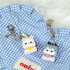 Where can I hang my phone on a lanyard  hs0224